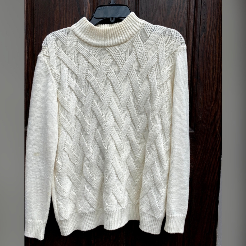 White knit sweater